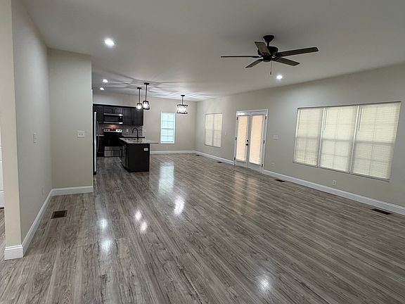 3rd image of 2849 Kearney Creek Ln