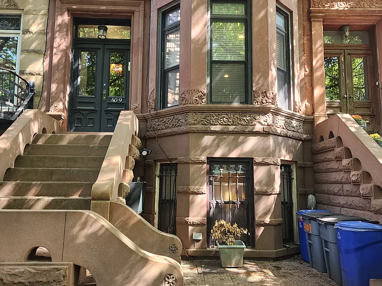 409 Hancock St #2 — Photo 1
