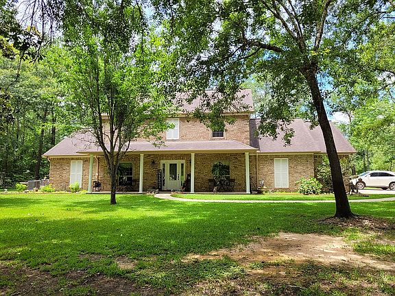 2nd image of 11004 Gilbert Dr