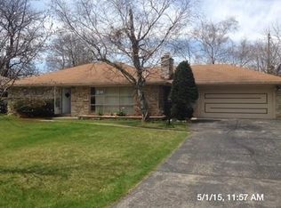 8949 N Mohawk Rd, Bayside, WI 53217