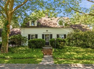 85 Chandler Rd, Chatham, NJ 07928