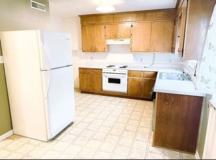 861 Vista View Ln APT 8, Ridgeway, VA 24148