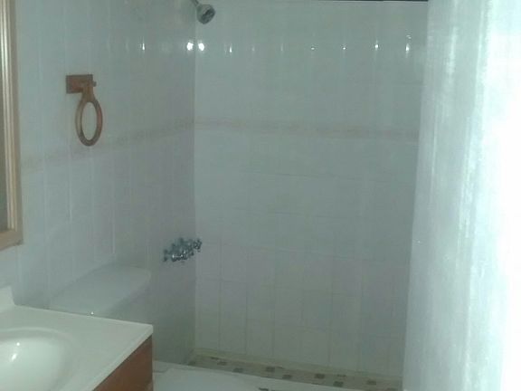5th image of 123-11 Calle 63