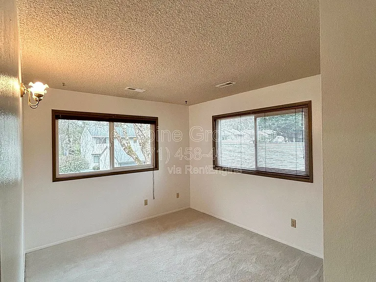 5462 SW Murray Blvd — Photo 15