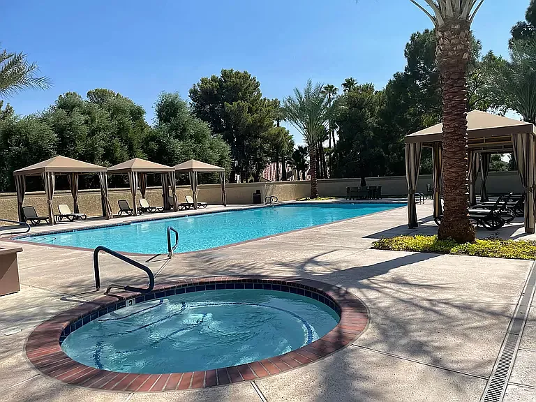 5091 Breakers Ln — Photo 20
