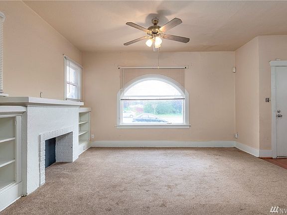 5th image of 6037 S Puget Sound Ave