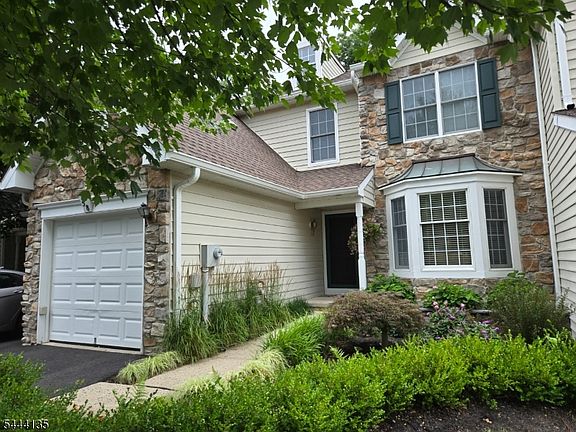 2nd image of 58 Patriot Hill Dr