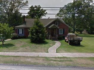 208 Lebanon Rd, Pendleton, SC 29670