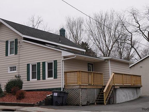 2nd image of 110 Ulster Ave