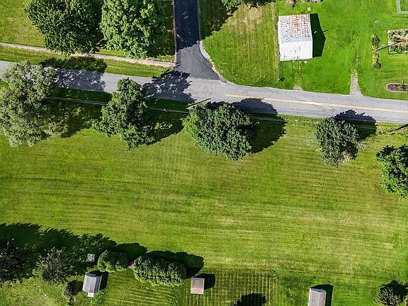 2nd image of Cemetery St