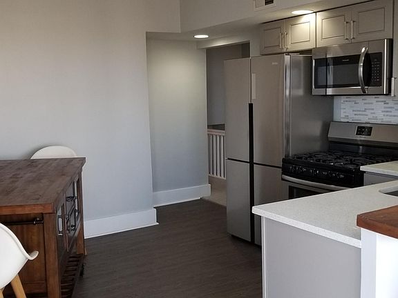 Kitchen into the hallway