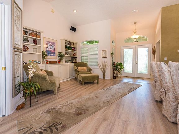 Living Room and Entrance