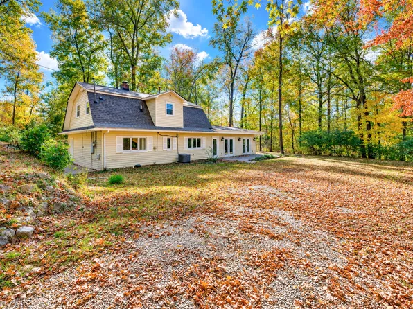 8664 Poplar Creek Rd, Nashville, TN 37221