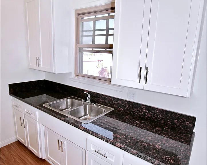 6951 Simpson Ave #12 — Photo 4