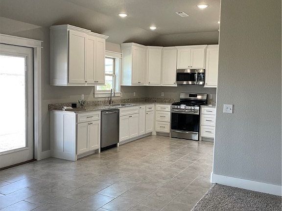 3rd image of 2101 Endura Park Dr