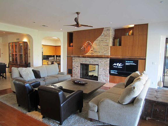 3rd image of 8408 N 84th Pl