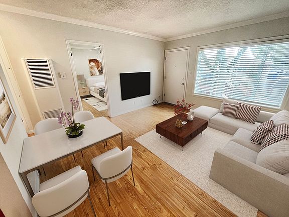 3rd image of 4232 Lindblade Dr APT 1