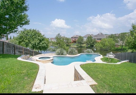 3rd image of 12308 Carlsbad Dr