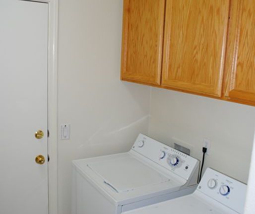 5th image of 1390 Linfield Dr