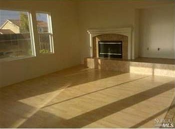 3rd image of 3901 Glacier Ct
