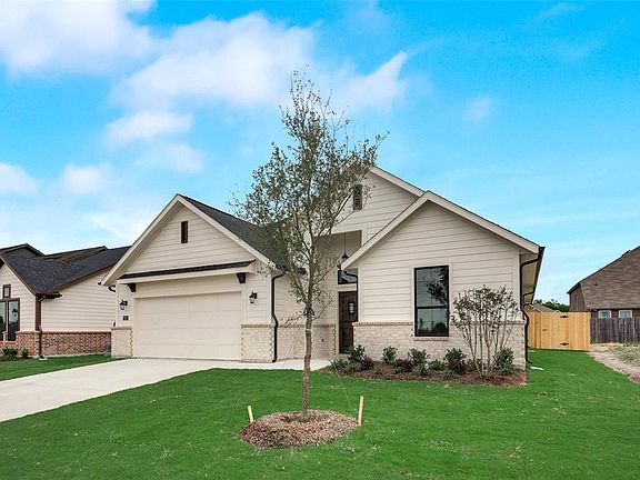 2nd image of 4511 Oriole Dr
