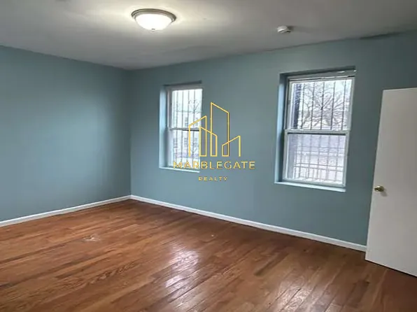 310 14th Ave, Newark, NJ