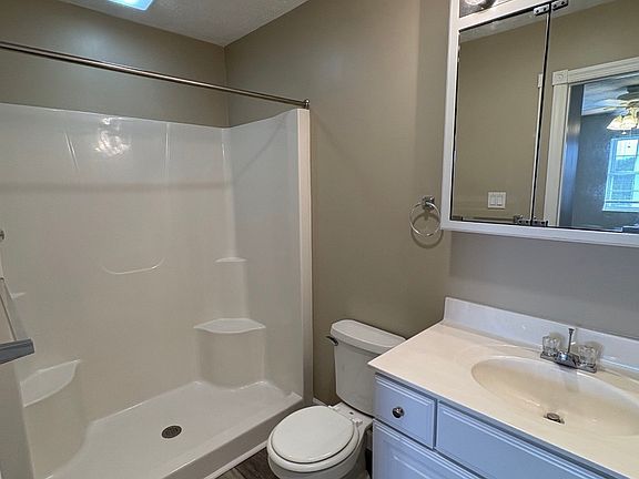3rd image of 134 Brenda Ln #134