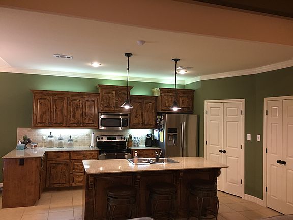 4th image of 8400 Stoneridge Dr