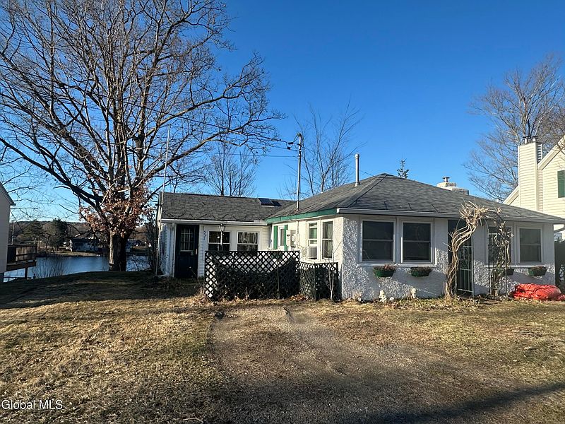 2nd image of 531 Sullivan Way