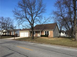 41 Kimberly Ln, Saint Peters, MO