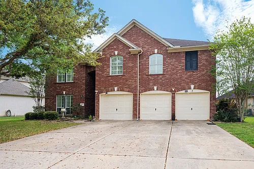 1823 Blue Water Bay Dr Photo 1