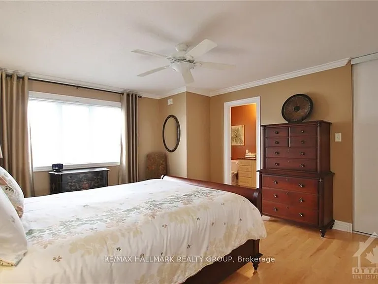 61 Scampton Dr — Photo 20