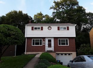 1049 Ardmore Manor Dr, Pittsburgh, PA 15221