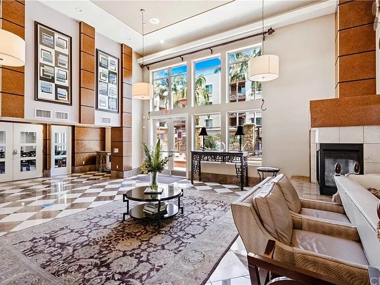 100 S Alameda St #232 — Photo 3
