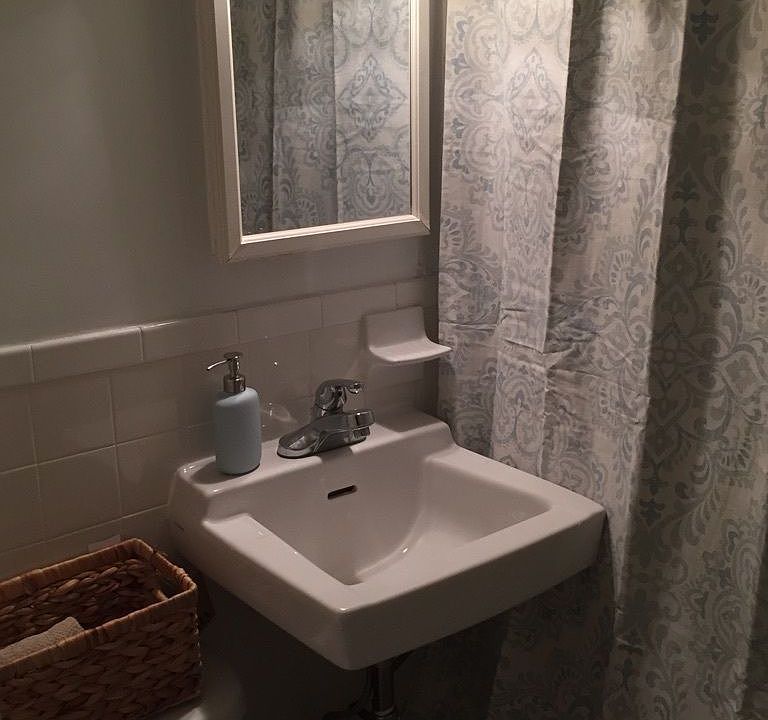 2nd image of 148 W 141st St APT D