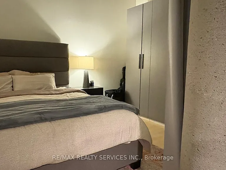 90 Sumach St #406 — Photo 10