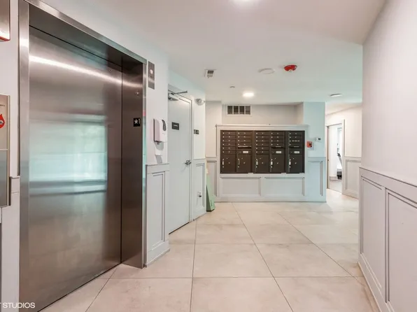 Vine Place Apartments