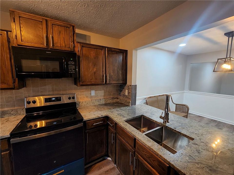 1st image of 4096 Stillwater Dr
