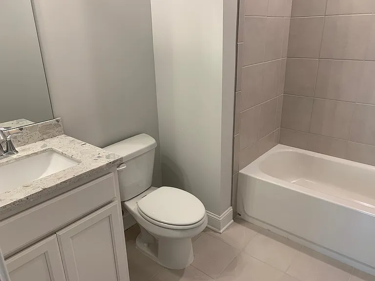 5025 Daisy Dr — Photo 3