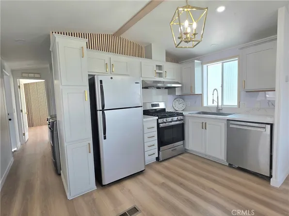 24200 Walnut St Spc 57, Torrance, CA 90501