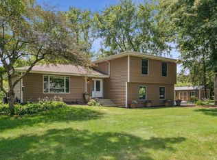 41W121 Foal Ln, Elburn, IL 60119