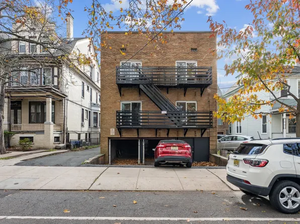 77 Sherman Place image 19 of 19