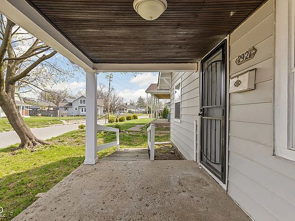 3rd image of 2921 Brookside Ave