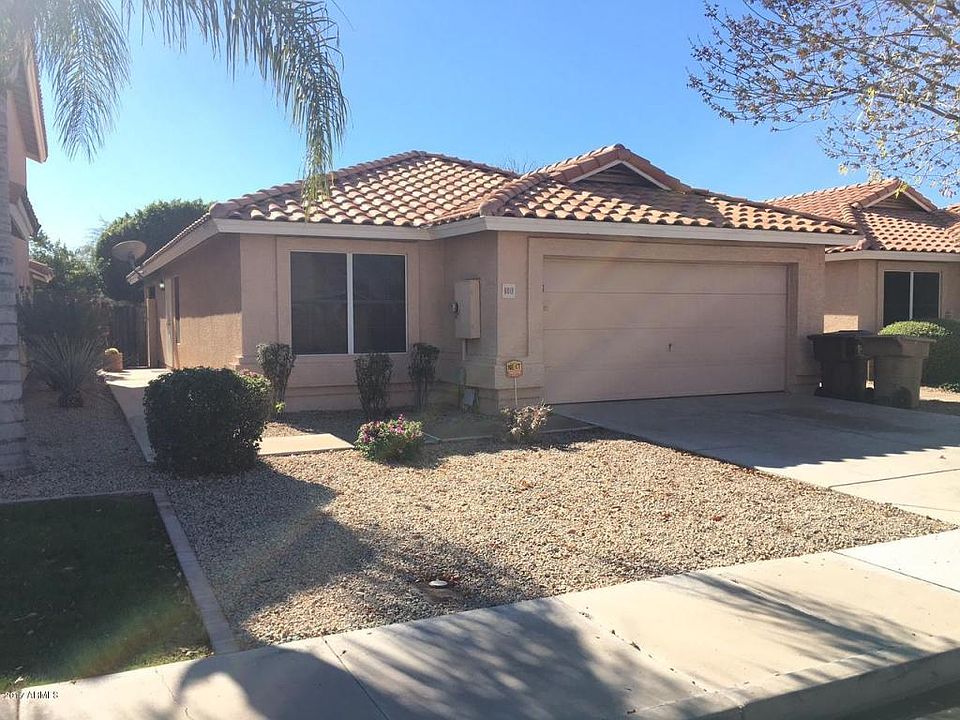 1st image of 8019 W Laurel Ln