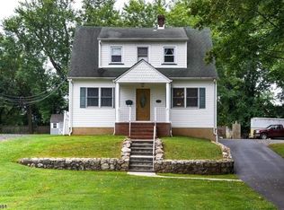 148 E Cliff St, Somerville, NJ 08876