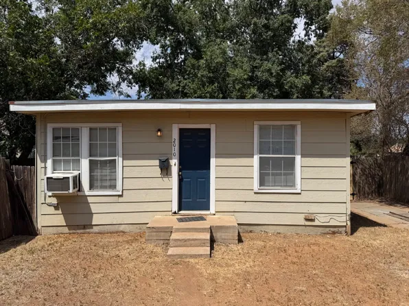 2010 32nd St, Lubbock, TX 79411