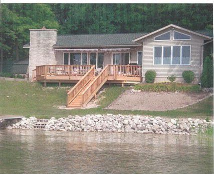 1st image of 3979 Birch Dr