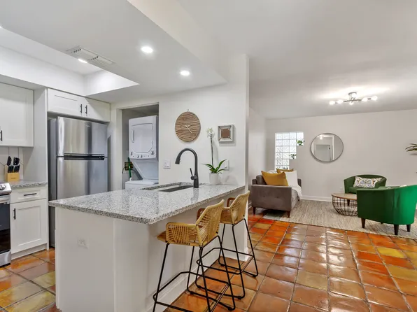 1906 W Dekle Ave APT I, Tampa, FL 33606