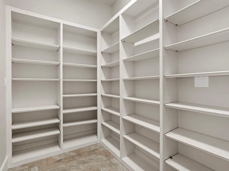 6806 Heron Dr — Photo 22