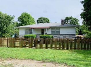 718 Cherry St, Neosho, MO 64850